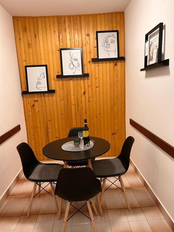 Apartment Near The Sea 650 Rabac Esterno foto
