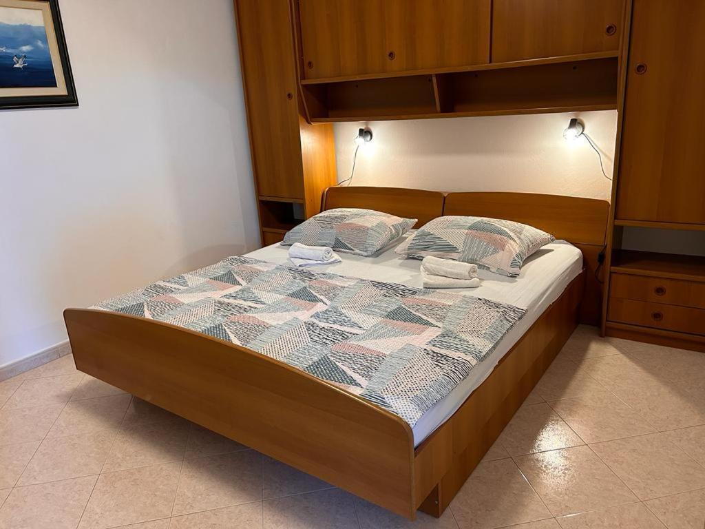 Apartment Near The Sea 650 Rabac Esterno foto