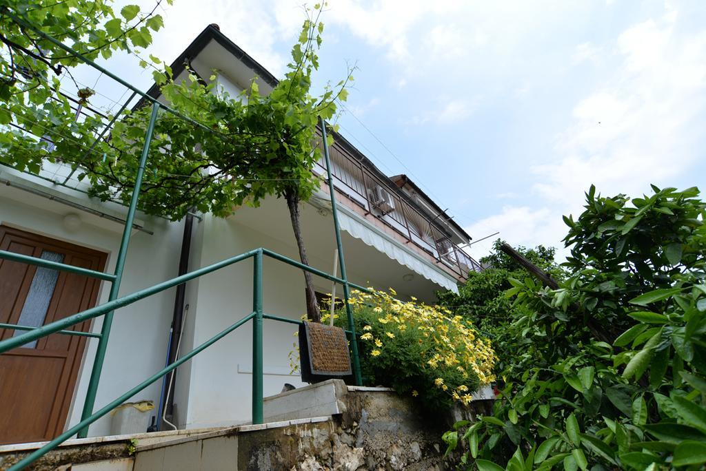 Apartment Near The Sea 650 Rabac Esterno foto